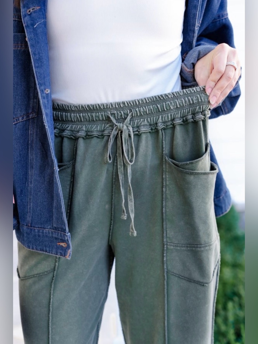 Mineral Wash Elastic Waistband Barrel Pants - pine green - Picture 3 of 6